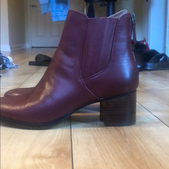 Halogen Booties - Picture 2 of 5